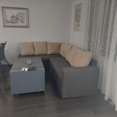 Apartment Rupena Klimno Buitenkant foto