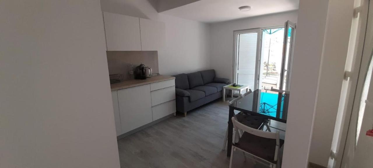 Apartment Rupena Klimno Buitenkant foto